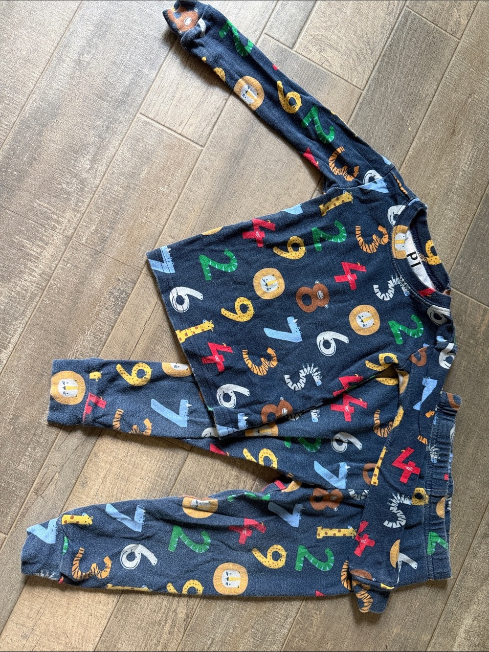 Place Boys Navy Blue Number Print Pajama Set
